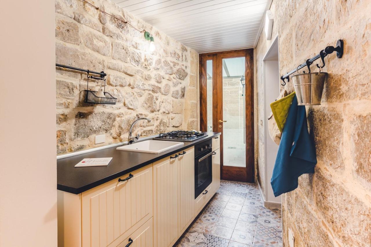 Convivo Apartment Palazzo Galateo Лечче Экстерьер фото