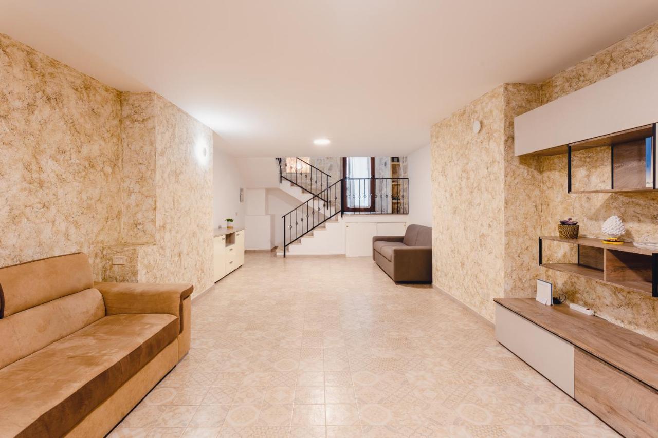 Convivo Apartment Palazzo Galateo Лечче Экстерьер фото